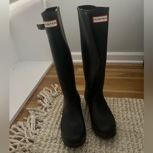 Tall black Hunter rain boots size 8